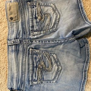 Silver Brand Shorts - Tuesday - Size 25